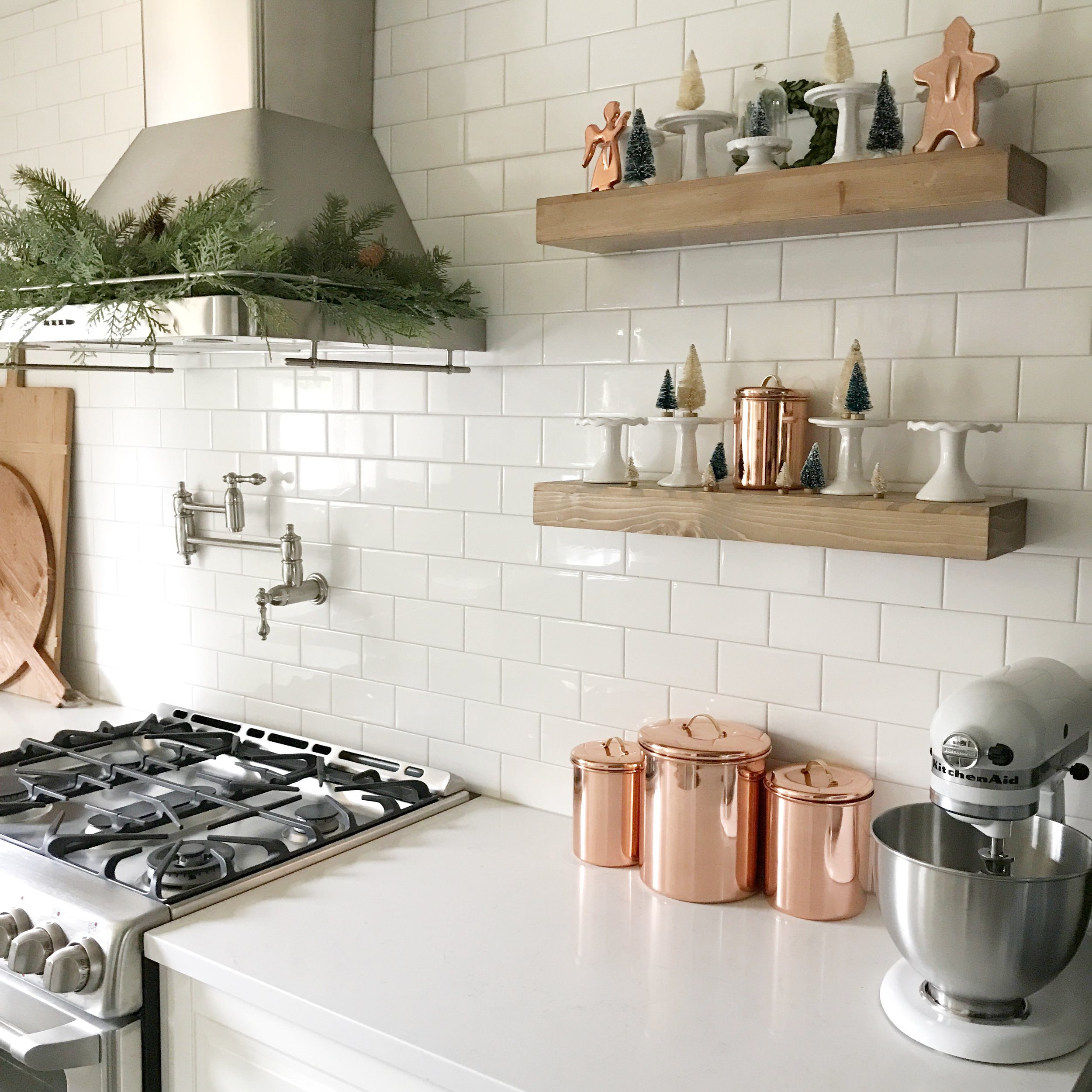 Christmas Cottage Home Tour