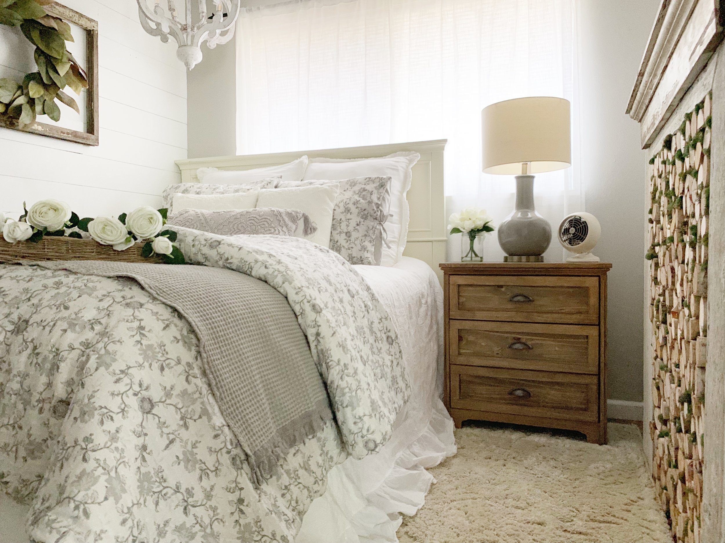 Small Space Living : How we make the most of our Small Master Bedroom