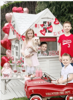 Image for Playhouse : How we decorate for Valentines Day